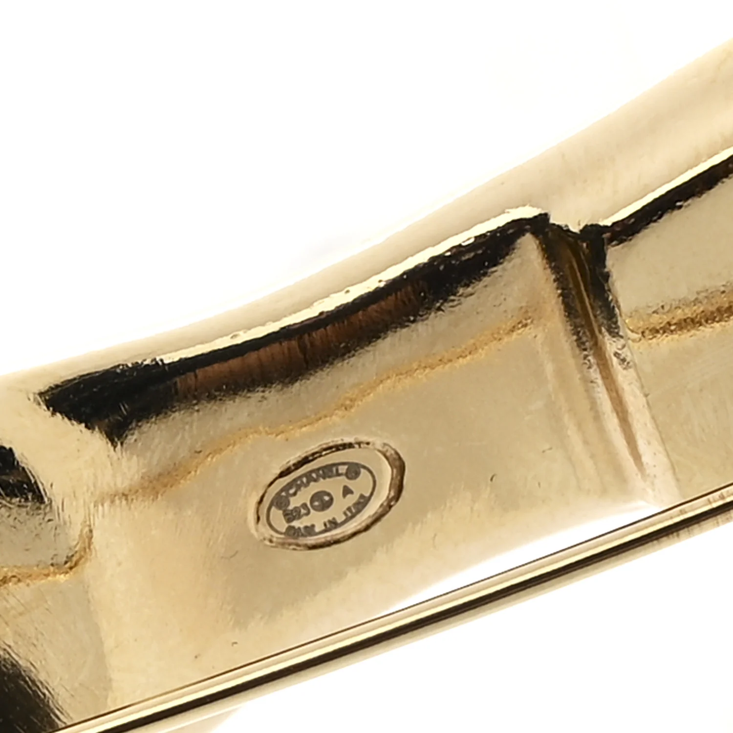 CC Pump Brooch Gold - Image 3